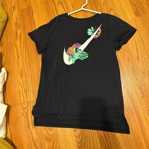 Girls Nike Tee